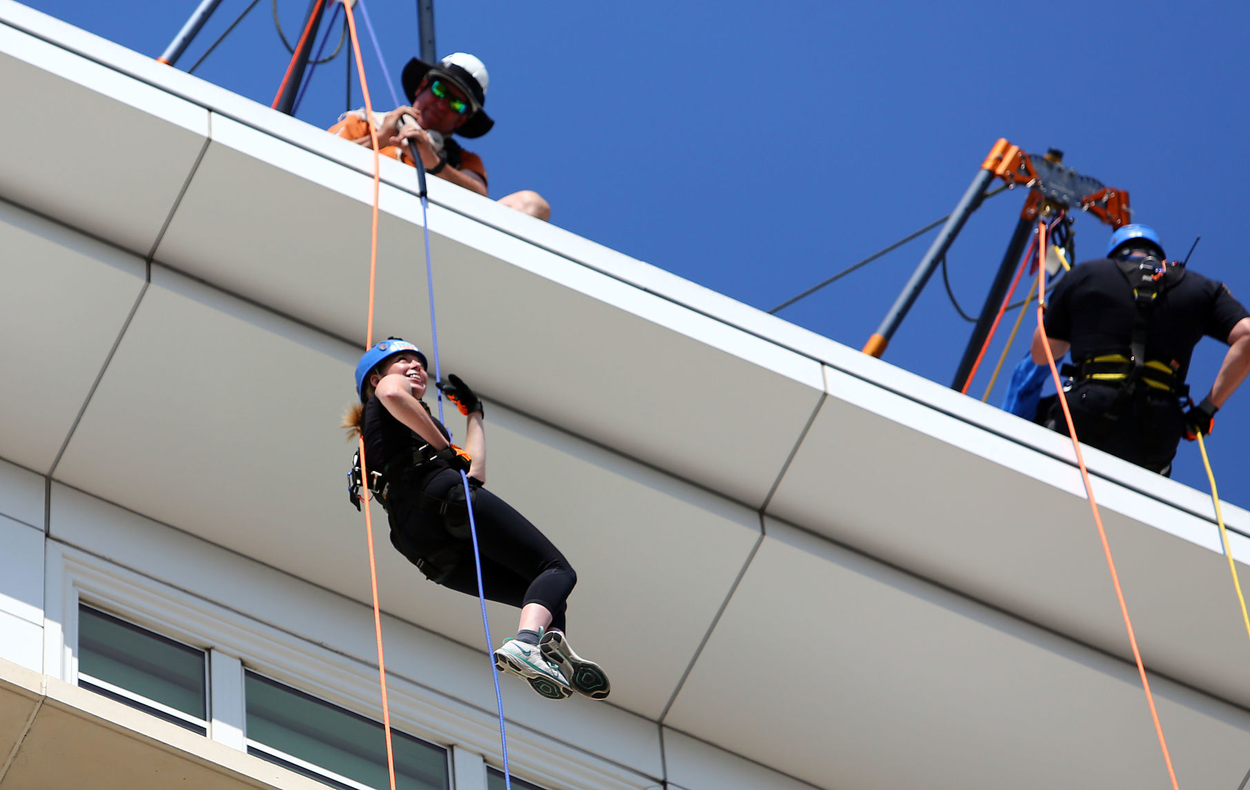 nicole trimble rappelling united way.jpg